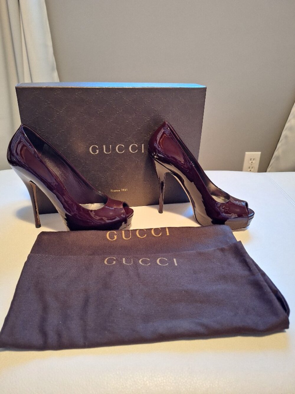 Gucci bordeaux peep-toe platform heels